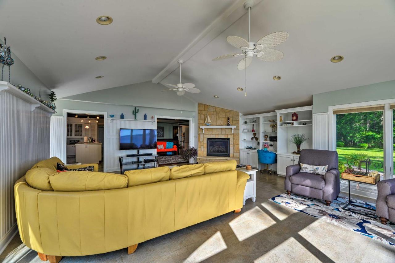 Bayfront Blounts Creek Home Private Beach And Dock! Whichard Beach Dış mekan fotoğraf
